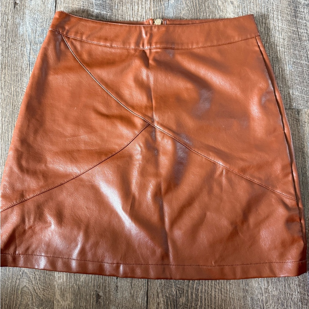 Chic Brown pLeather Mini Skirt